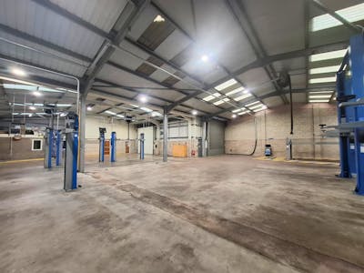 Unit 16A, Buntsford Park Road, Bromsgrove, Industrial To Let - Internal Warehouse 2.png