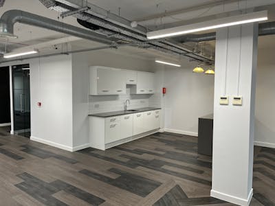 Rochester Mews, Camden, Office To Let - 7.jpg