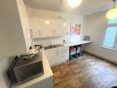 Regent House, Regent House, Leamington Spa, Office To Let - Kitchen img.jpg