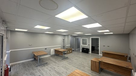 Unit 4 Tameside Work Centre, Ashton-under-Lyne, Office To Let - IMG_5832.JPEG