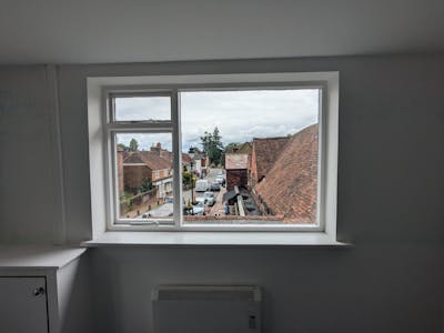 35a High Street, Bookham Leatherhead, Office To Let - 1000003749.jpg