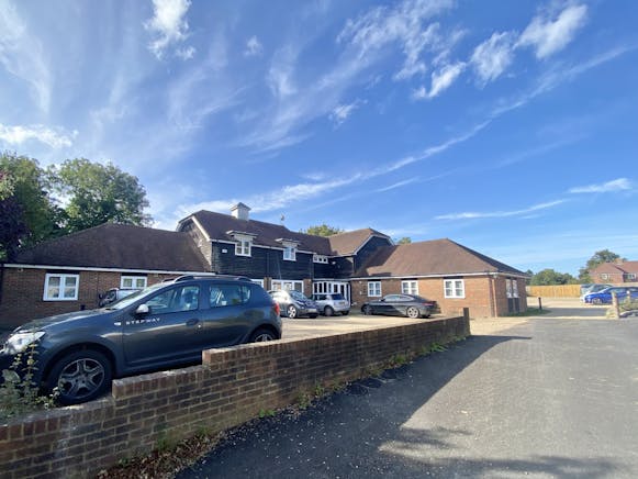 Chequers Barn, Edenbridge, Investment / Offices For Sale - IMG_0512.jpg