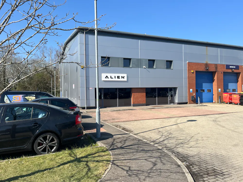 Unit 2 Oakhurst Business Park - IMG_9967.JPG