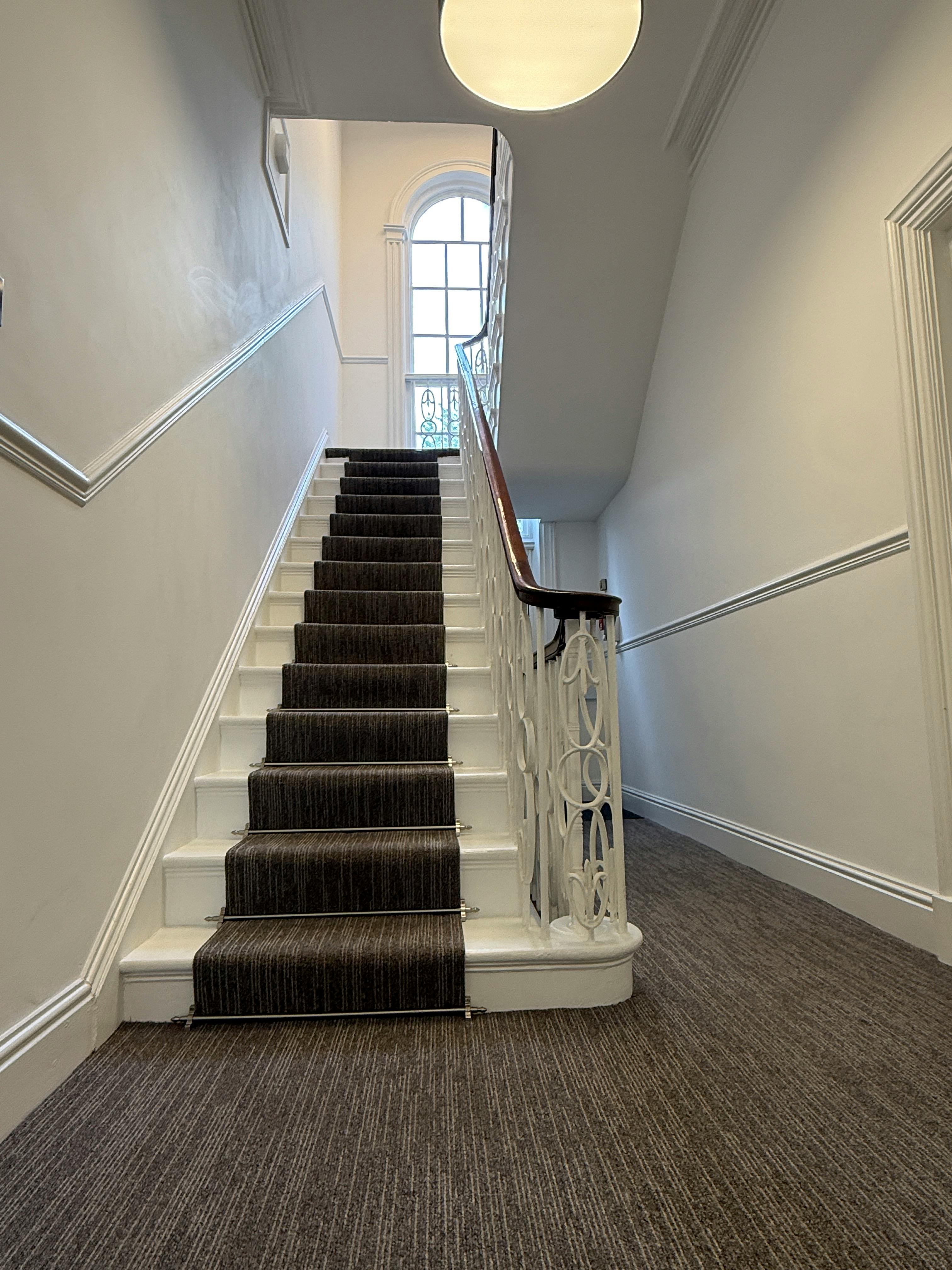 37 Park Square North, Leeds, Office To Let - 20260416_113310252_iOS.jpg