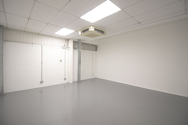 Unit 4, 58-60 Minerva Road, Park Royal, Industrial / Warehouse To Let - 6.jpg