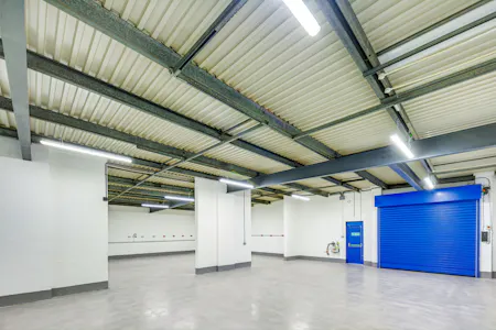 Unit 3 Thornhill Road, Redditch, Industrial/Logistics To Let - EDIT_gbthor02_U3_0009-1330x887.jpg