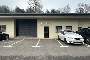 4 Abbey Business Park, Monks Walk, Farnham, Offices / Industrial / Warehouse To Let - IMG_7744.jpeg
