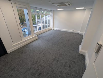 Captain's House, Waterman's Court Business Park, Staines-upon-Thames, Office To Let - Captains House 1.jpg
