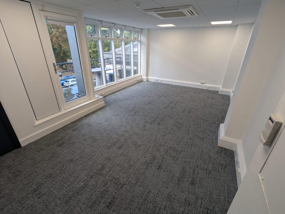 Captain's House, Waterman's Court Business Park - Captains House 1.jpg