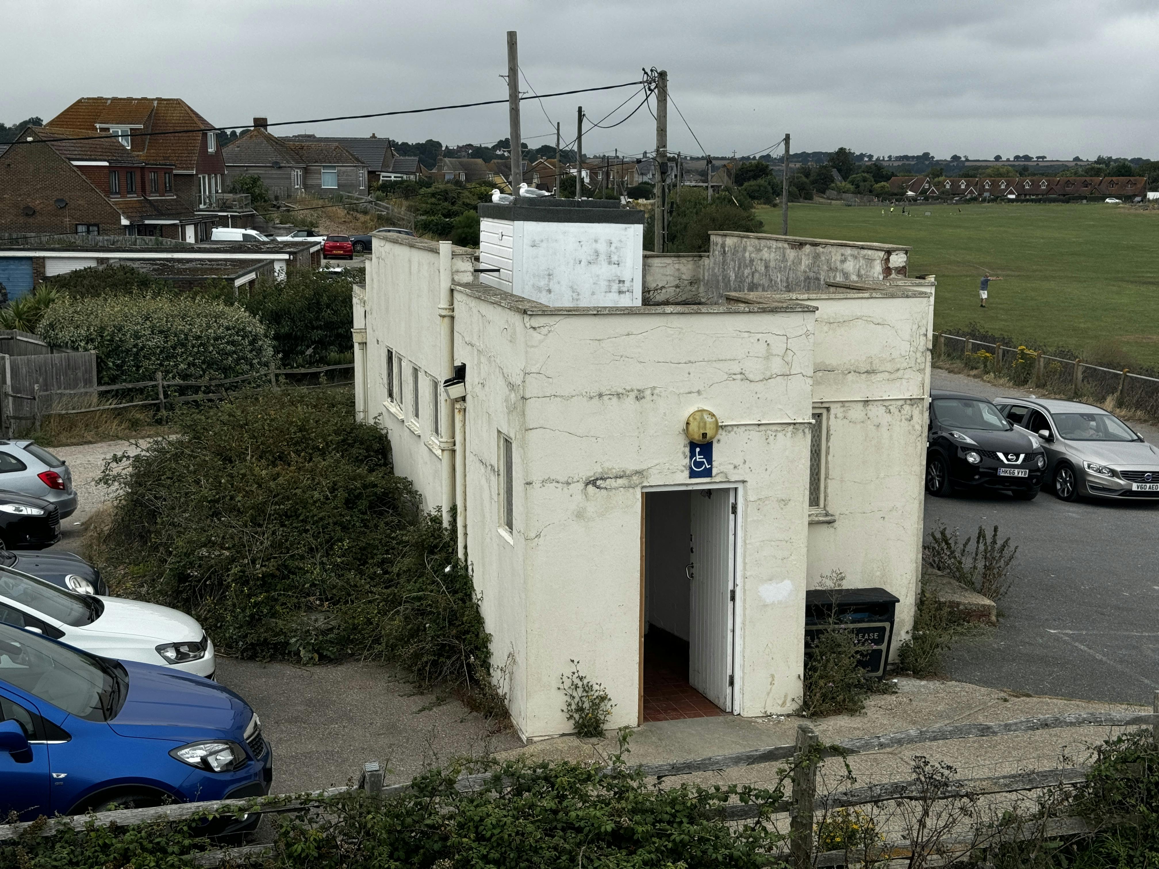 Former toilet block, Dogs Hill Road Road, Winchelsea Beach, Leisure / Office / Retail To Let - IMG_6908.JPG