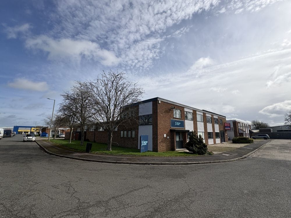 Unit D1 & Unit D2 Telford Road, Bicester, Industrial To Let - IMG_2016.jpg