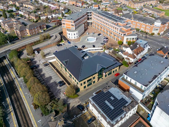 Global House, Chertsey, Offices To Let - CHERT_008.jpg