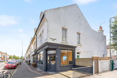122 Portland Road, Hove, Cafe (A1) / Class E Retail / Leisure / E (Commercial / Business / Service) / Retail / High Street Retail / Studio / Gallery / Studio / Workshop / Sui Generis To Let - Portland Road_122-009.JPG