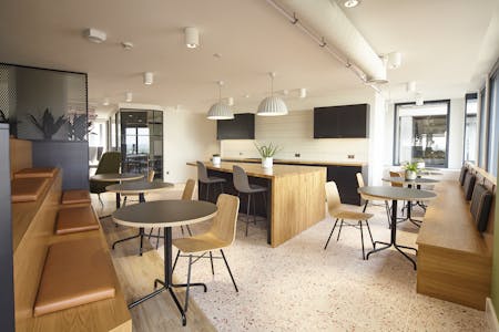 Mosaic East, Knollys House, Croydon, Office To Let - KnollyCroydon0405220035.jpg