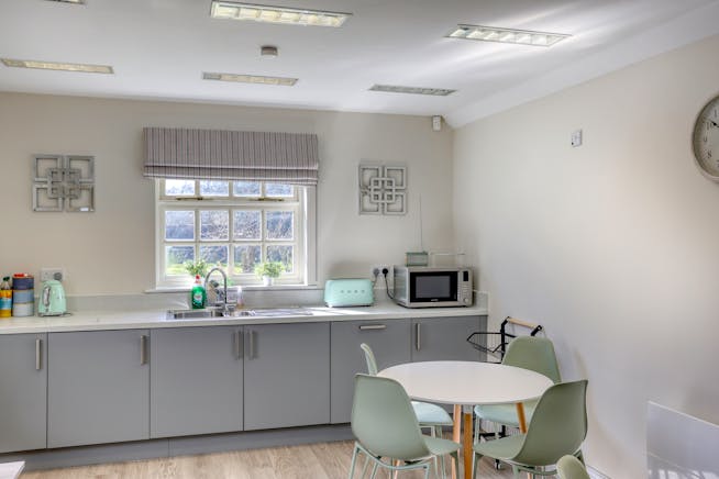 Inhurst House, Brimpton Road, Tadley, Leisure / Office / Other For Sale - AWP_6604_edit.jpg