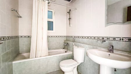 Office Hoora 2BHK, Al Hoora Avenue 150, Al Manama, Office To Let - 6.jpg