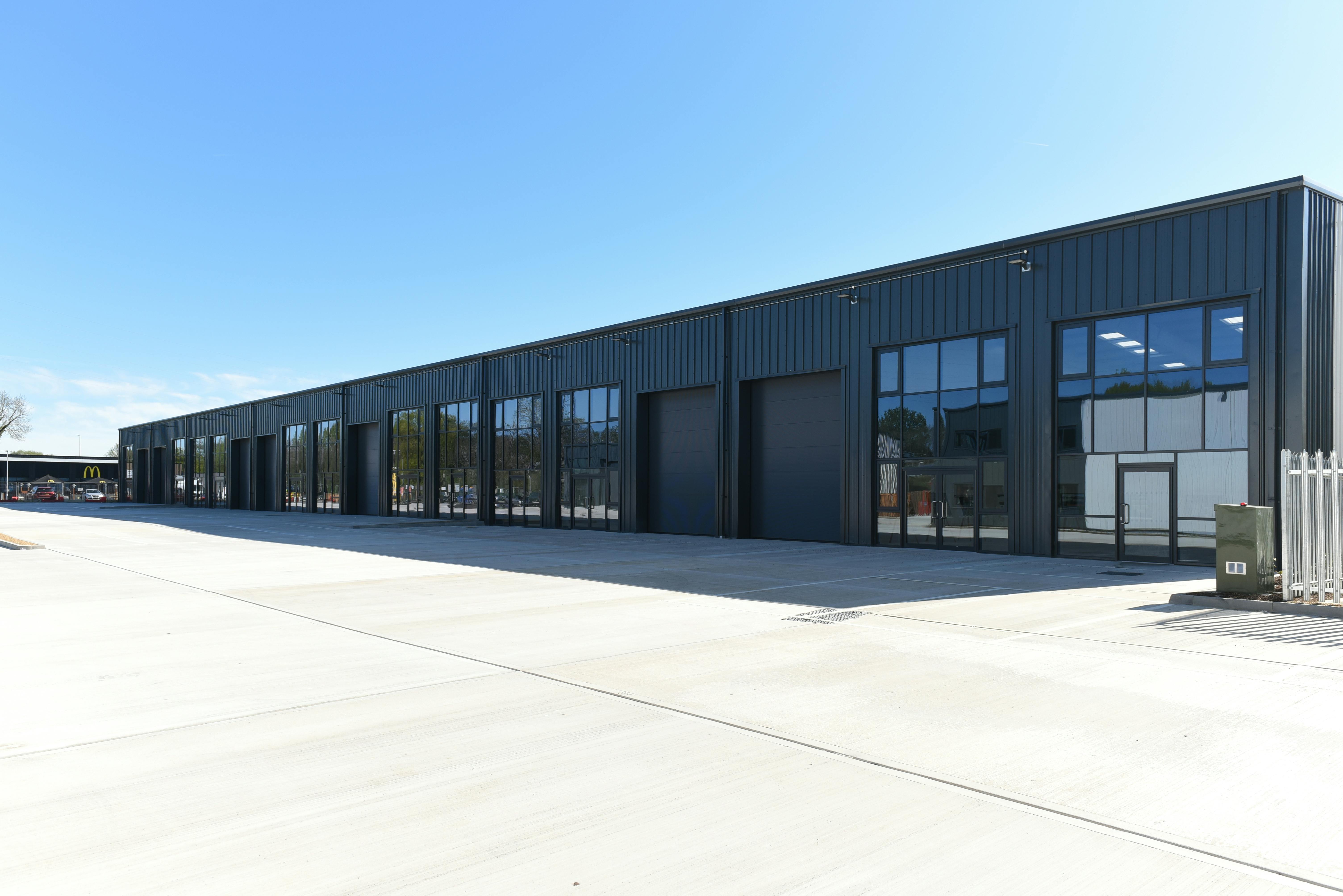 Aylesbury Enterprise Park, Stocklake, Industrial / Industrial To Let - AylesburyEnterpriseUnits1-11_HighRes-13.jpg