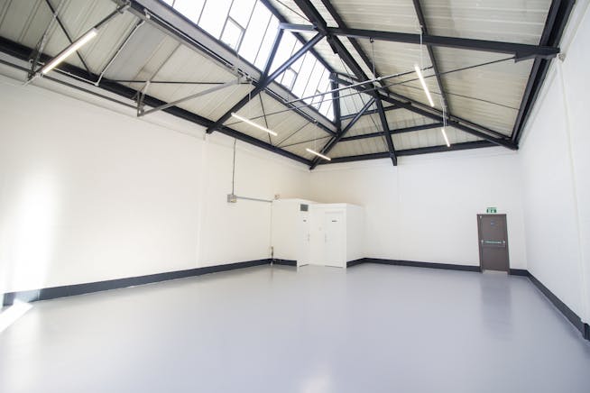 Units 4&5 Maple Industrial Estate, Feltham, Industrial / Warehouse To Let - 2  Unit 5.jpg