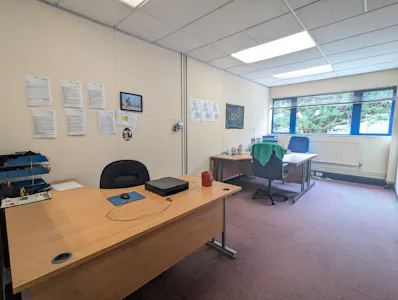 Regal House, Watford, Office For Sale - PXL_20260918_133546441.jpg