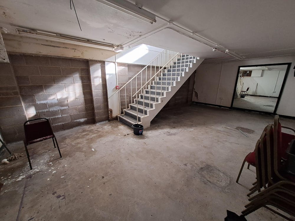 Units 21 & 22 Central Square - 1000014416.jpg