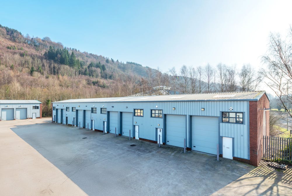 Unit 3, Cwm Cynon Business Park - EDIT_CwmCynonBP_terrace_external1920x1286.jpg