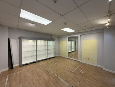 Units 12-13, The Buttermarket, Newark, Retail To Let - 3.jpg
