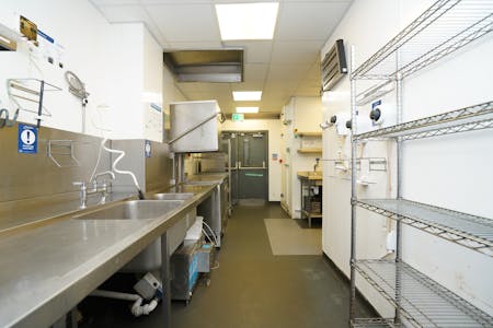 Unit 3, 8 Livery Street, Leamington Spa, Leisure / Retail To Let - Wareing  Company14.jpg