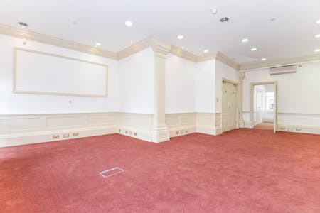 Kingsbury House, Windsor, Office / Residential For Sale - Kingsbury House Windsor interior.jpg