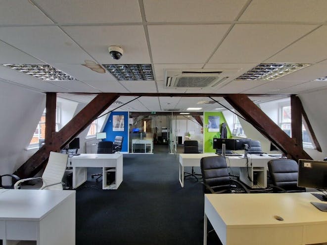 Bowman House, Reading, D1 / Office / Retail To Let - Bowman House