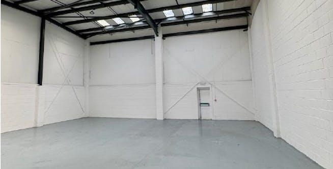 Unit 5 Spa Trade Park, Tunbridge Wells, Other / Industrial To Let - TW - Spa TP Unit 5 warehouse 1.jpg