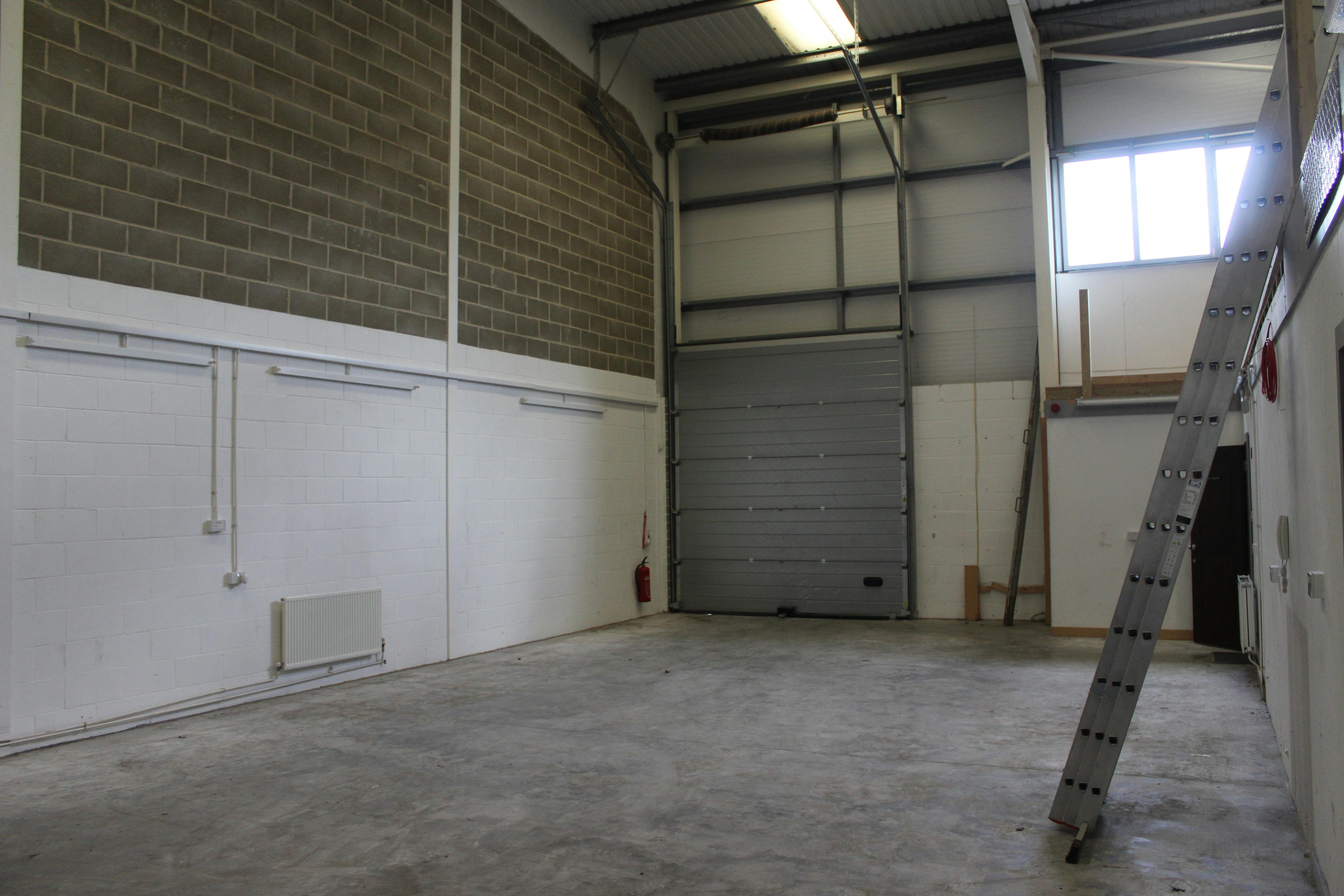 Unit 9 RO24, Harlow, Industrial To Let - IMG_0462.JPG