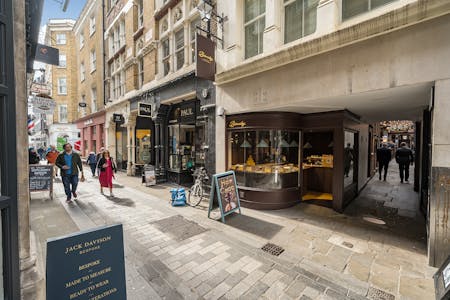 5 Bow Lane, London, Retail Lease Assignment - 1433552-13-69bd4fe304b8c.jpg