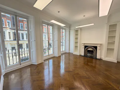 27 Grosvenor Street, London, Office To Let - IMG_7556.JPG