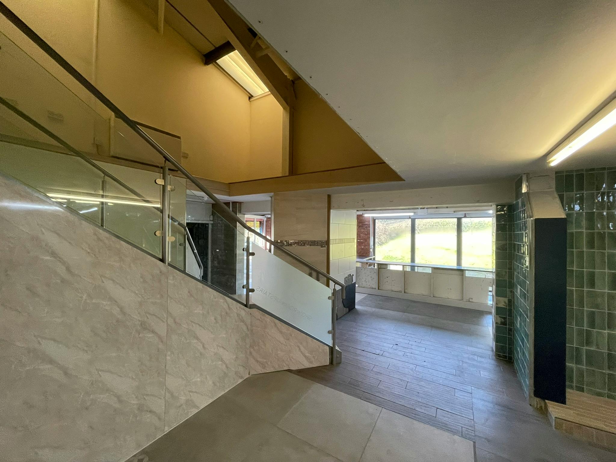 Unit 1 and Unit 2, 1 Frensham Road
