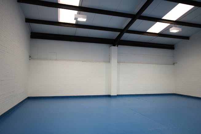 Unit 8/9, Morris Road, Poole, Industrial & Trade / Industrial & Trade To Let - IMG_9874.JPG