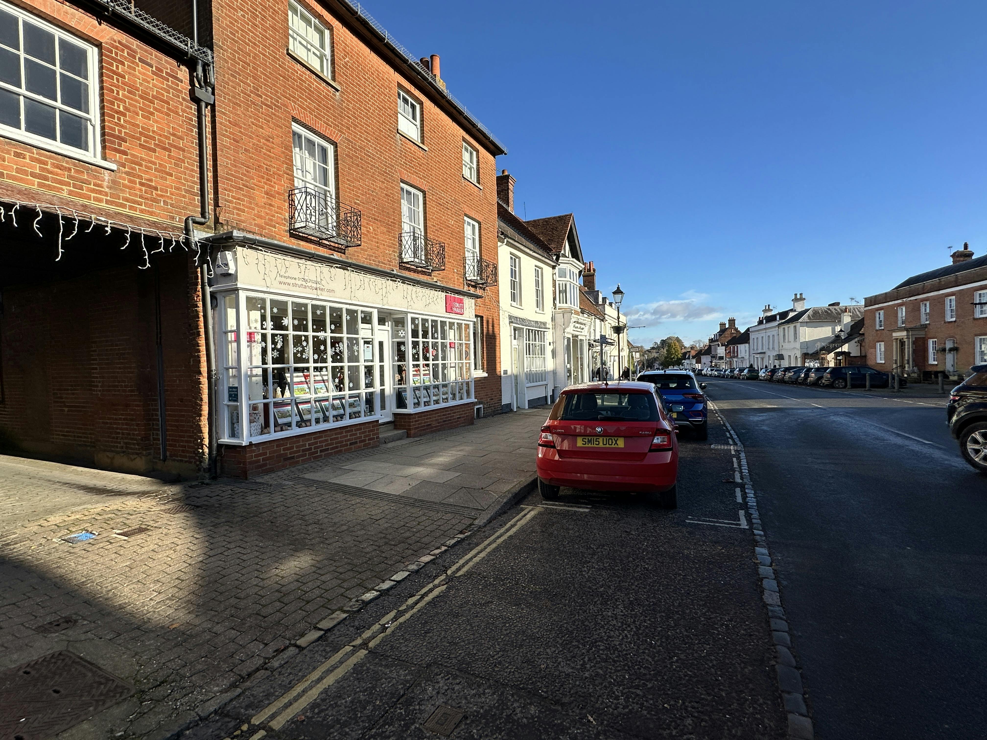 82 High Street, Odiham, Hook, Offices / Retail To Let - IMG_7298.jpeg