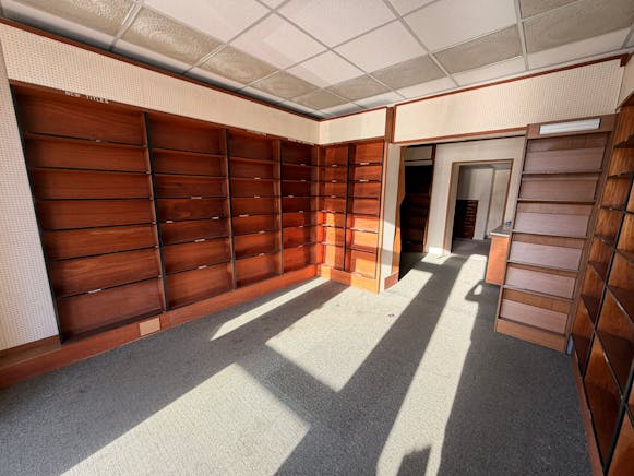 Right Side, 57 London Road, Southend-on-Sea, Retail To Let - IMG20251202WA0025.jpg