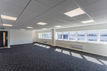Unit 14, Stocklake Industrial Park, Aylesbury, Industrial/Logistics To Let - Unit 14, Stocklake Industrial Park