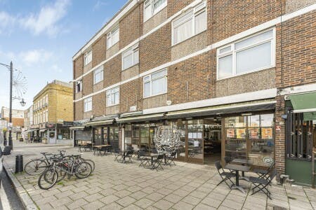 100-102 Hoxton Street, London, Retail Lease Assignment - 2852384_thumb.jpg