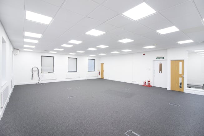 Unit 1 First Floor, Brook Business Centre, Uxbridge, Office To Let - 2.jpg