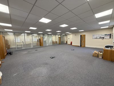 3 Oak Tree Park, Redditch, Office To Let - IMG_3721.JPG