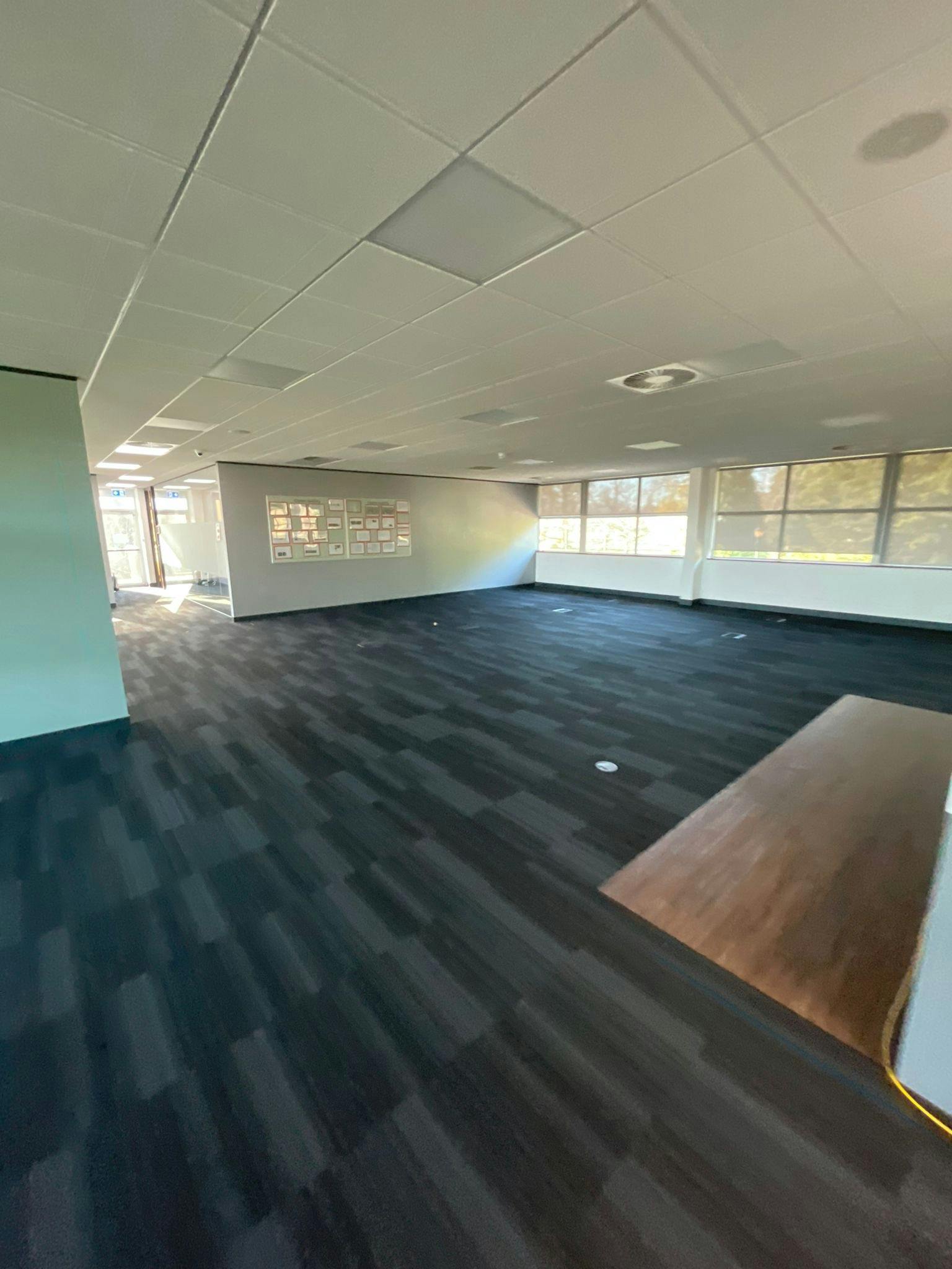 Office in Southampton - photo 4