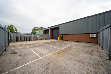 Units B1 and B2 Hambridge Road, Newbury, Industrial/Logistics To Let - Unit B1 Hambridge Road 19.jpg