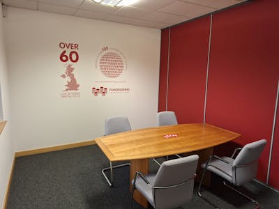 6 Charter Point Way, Ashby-de-la-Zouch, Office To Let - 20241218_101133.jpg