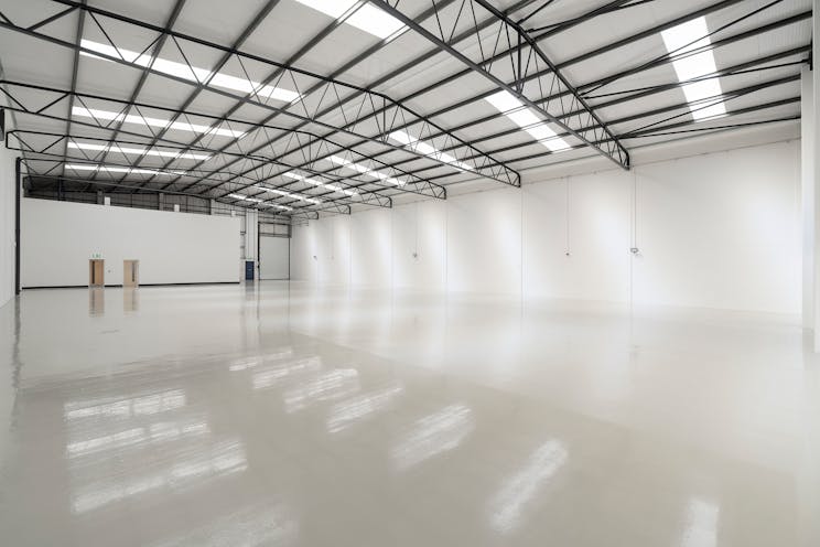 Unit B5, Worton Grange Industrial Estate, Reading, Industrial / Warehouse To Let - IW090524CA054.jpg