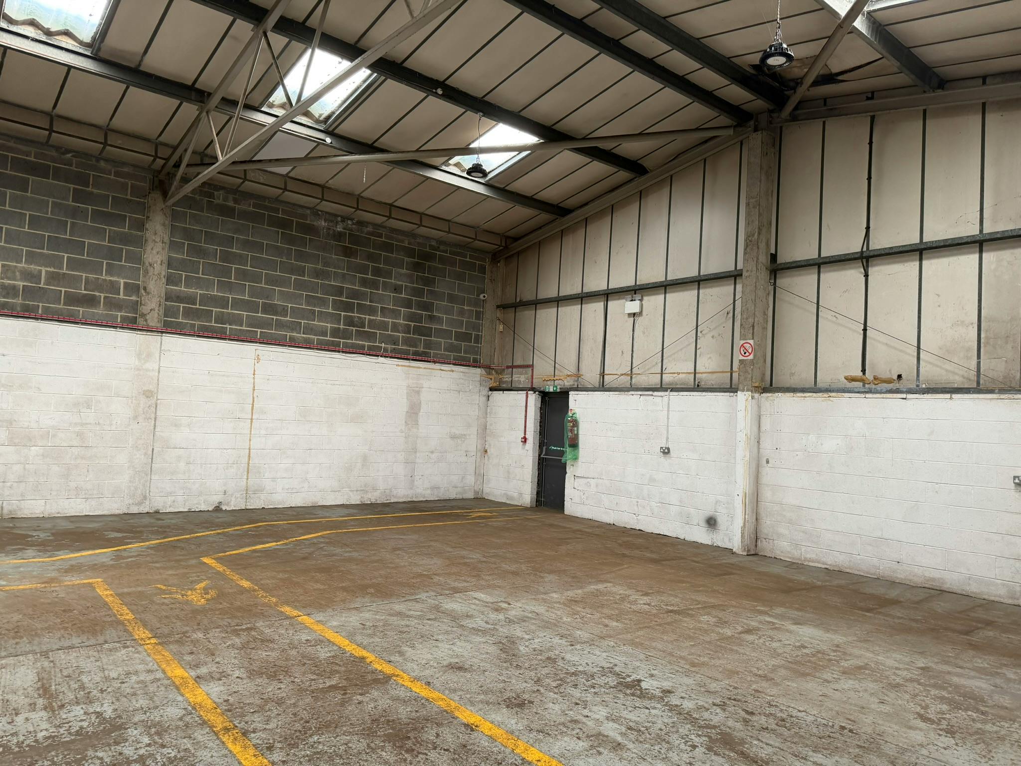 Units F1 & F2, Watlington Industrial Estate, Watlington, Industrial To Let - IMG_2159.JPEG