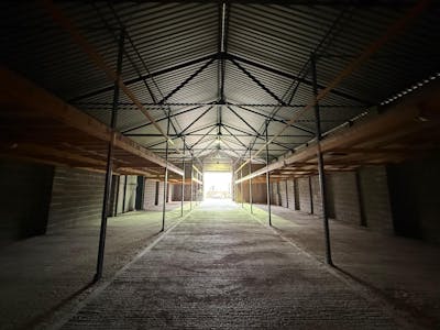 Warehouse 1, Soake Farm, Waterlooville, Warehouse To Let - WhatsApp Image 2026-03-24 at 11.13.55 (1).jpeg