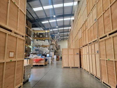 Unit A, Oakhurst Business Park, Horsham, Industrial/Logistics / Warehouse / Industrial / Warehouse To Let - internal warehouse .JPG