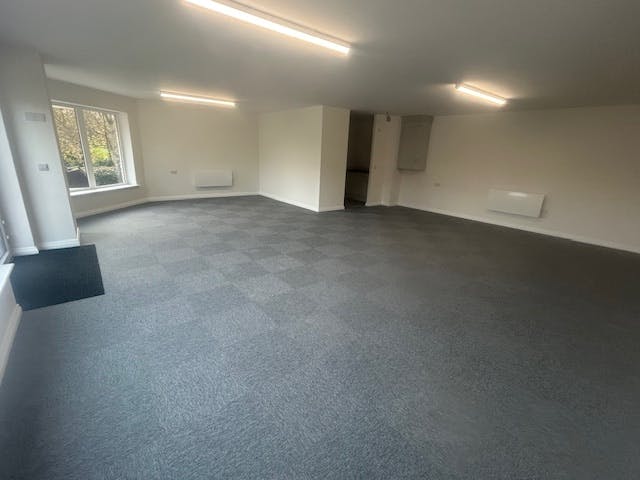 Unit 3, Orchard Lodge - Unit 3 interior2.jpg