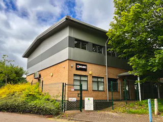 4 Imperial Court, Luton, Office To Let - 20260617_092907240_iOS.jpg